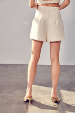 Load image into Gallery viewer, Front Pleat Shorts