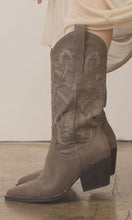 Load image into Gallery viewer, OASIS SOCIETY Amaya - Classic Western Boot