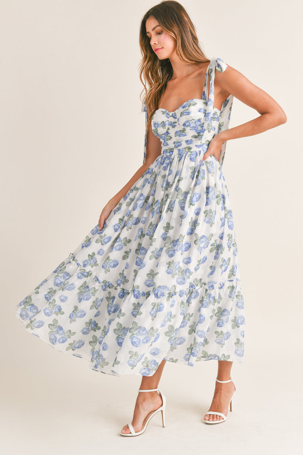 Winnie Flowy Blue Floral Sweetheart Maxi Dress