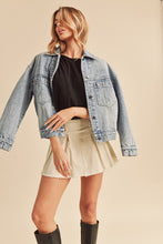 Load image into Gallery viewer, Gayla Denim Jacket