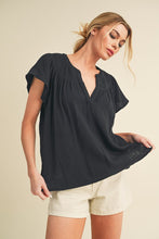 Load image into Gallery viewer, Thia Embroidered Short Sleeve Top