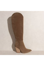 Load image into Gallery viewer, Clarissa Brown Suede Boot