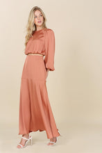 Load image into Gallery viewer, Camilla Two-piece Mermaid Maxi Skirt Set