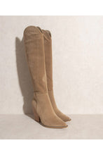 Load image into Gallery viewer, Clarissa Brown Suede Boot