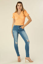 Load image into Gallery viewer, Shirred V neck top with puff sleeves